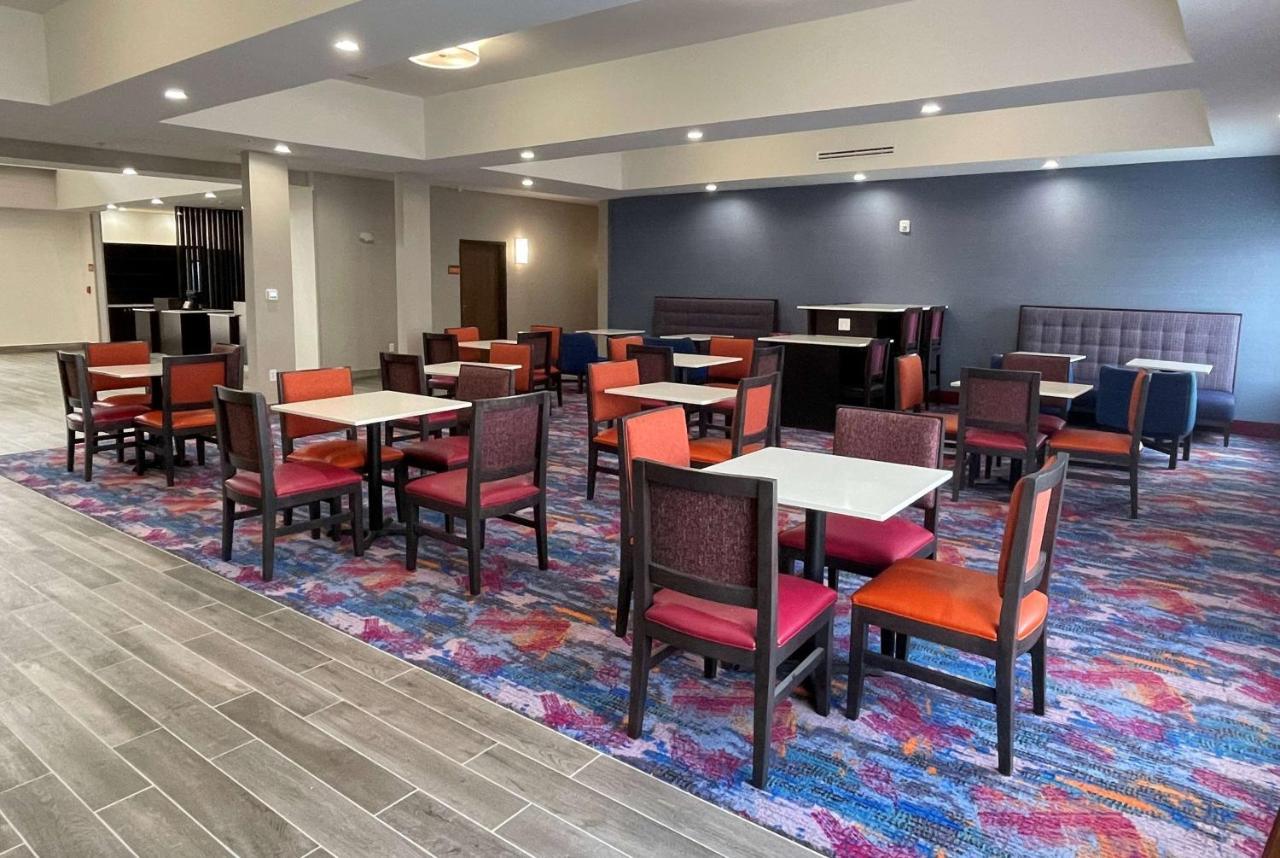 Hotel La Quinta And By Wyndham - 3*